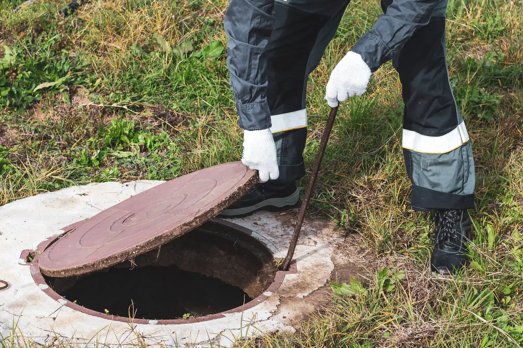 All Rooter Hydro Jetting Experts performing septic tank inspection in Cook County, Illinois, providing thorough cleaning, maintenance, and preventative care